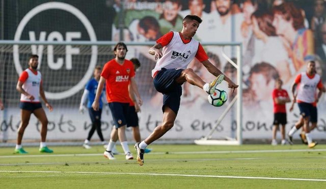 La Juventus ofrece 17 millones más Lemina por Cancelo, según Corriere dello Sport