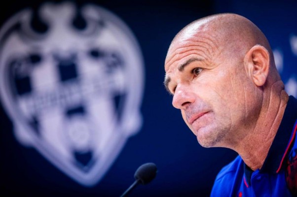 Paco López: “El partido ante el Espanyol es trascendental”