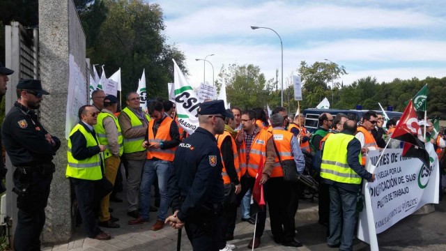 Más de 70.000 pruebas suspendidas por la huelga de examinadores