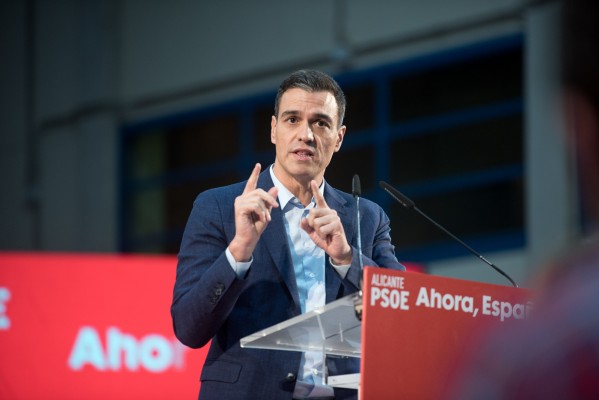 El PSOE se agarra al efecto 'exhumación de Franco para 'enganchar' a los indecisos' y salvar el 10N