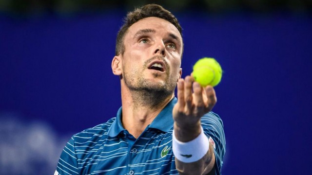 Bautista cae en cuartos en Basilea y depende de un gran resultado en París para jugar la Copa Masters