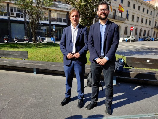 Compromís reivindica pasos provisionales en el suelo del parque central y promete desbloquearlo
