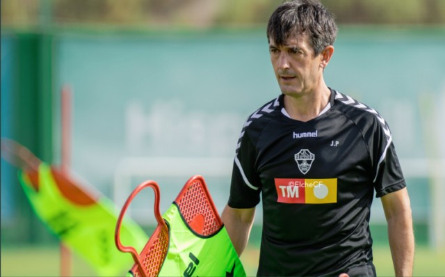 Pacheta: “El Huesca juega como un equipo grande”