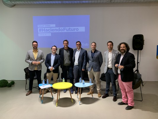 Expertos y políticos coinciden: el desarrollo de 'smart cities' exige 