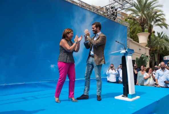 El PSOE lleva a Pedro Sánchez a Elda; Casado viene con toda la artillería: Feijóo, Bonilla, Díaz Ayuso, Cayetana...