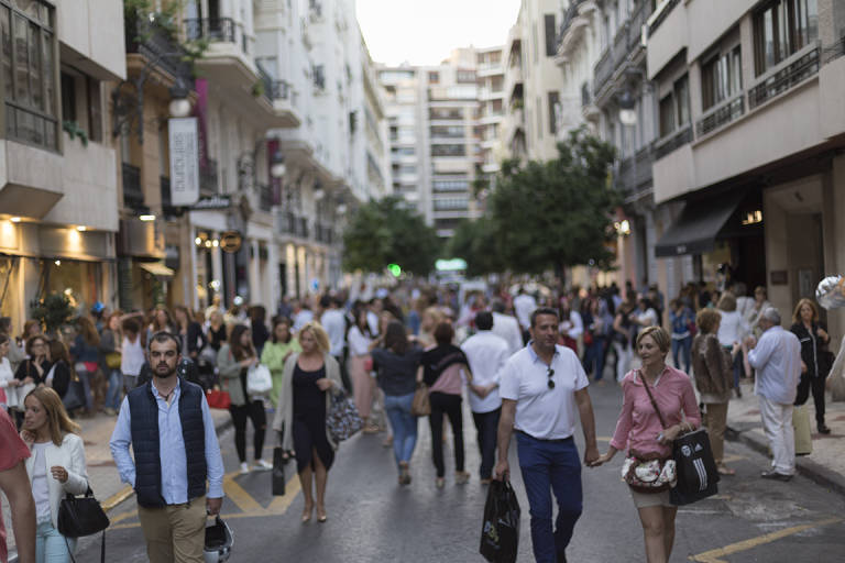 Movilidad se reúne con comerciantes del centro para analizar la reurbanización de Jorge Juan