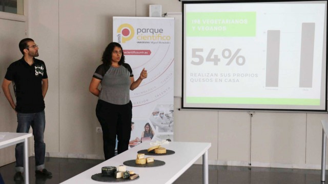 Las nuevas tecnologías y el queso sin leche triunfan en el Sprint de Creación de Empresas de la UMH