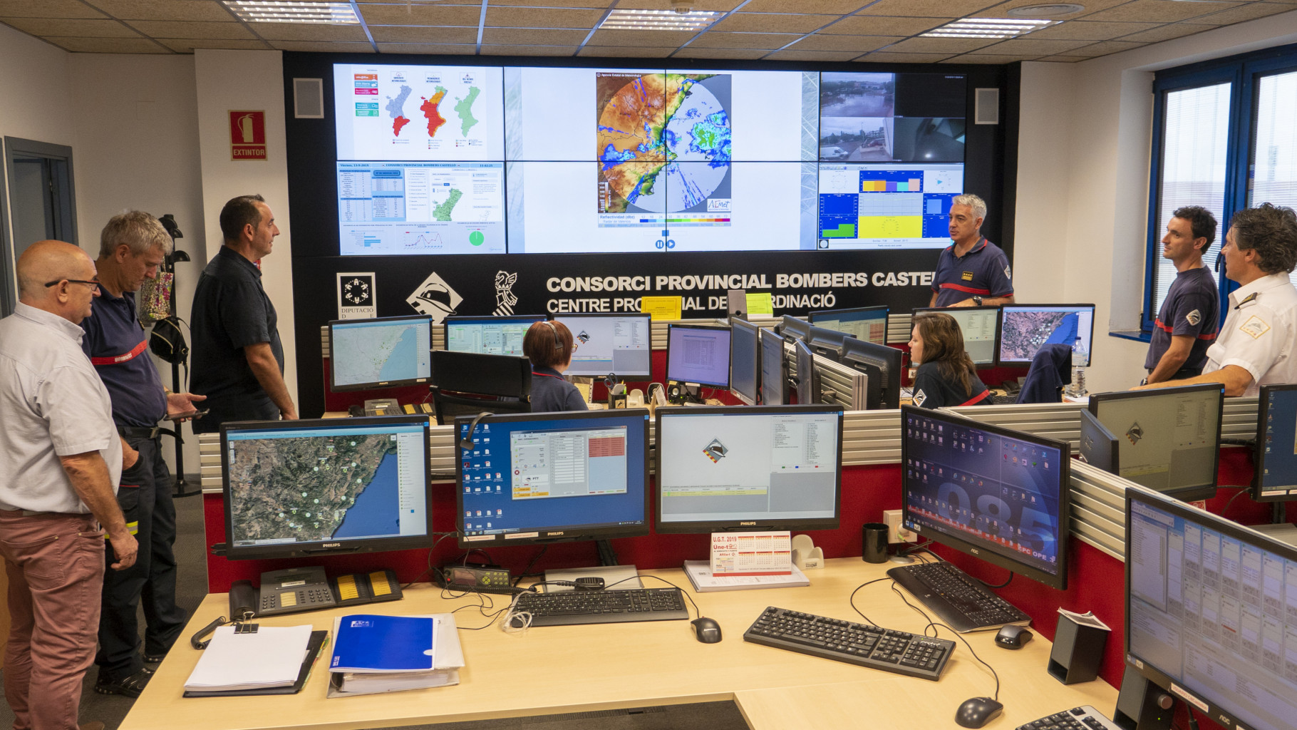 La lluvia corta carreteras al norte de Castellón y suspende clases en Vinaròs