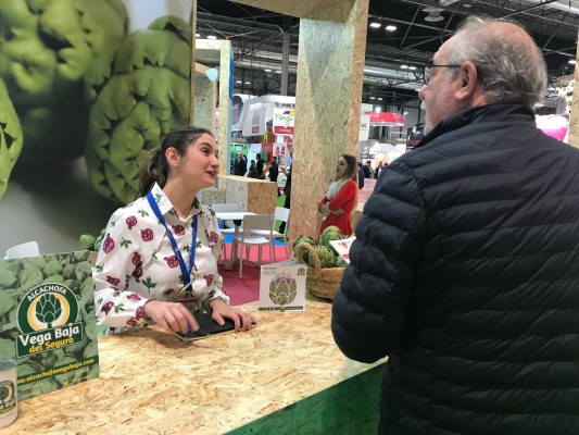 La alcachofa de la Vega Baja se promociona en Fruit Attraction y quiere dejar atrás los daños de la DANA