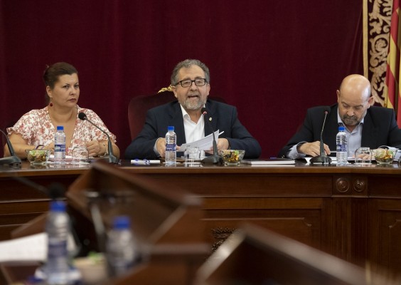La campaña electoral del 10N contagia al pleno de la Diputación... y solo faltó hablar de Cataluña