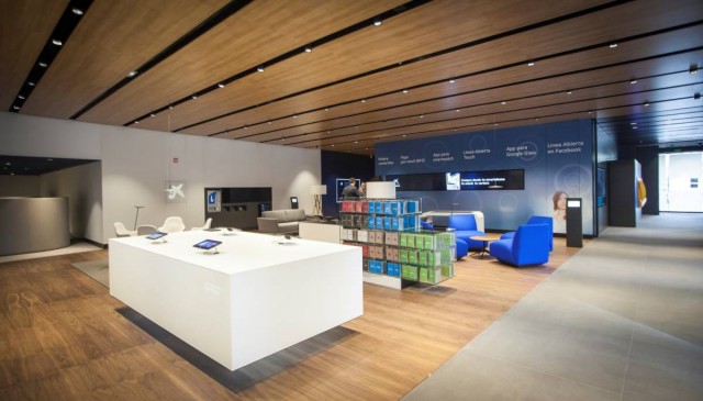 CaixaBank prevé alcanzar las 50 'Oficinas Store' en la Comunitat Valenciana a finales de 2020