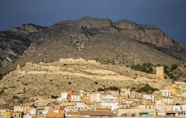 Xixona adjudica a la oriolana Doalco la restauración del castillo por 500.000 euros