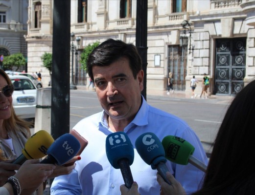 Cs pide convocar un pleno extraordinario sobre el estado de la ciudad acogiéndose al reglamento