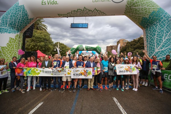'València contra el Cáncer' bate su récord tras reunir 13.000 corredores y recaudar 63.000 euros