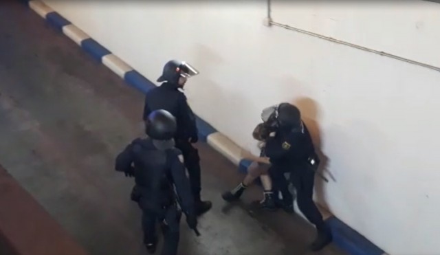 La tensión del 'procés' llega a València: dos detenidos y dos policías heridos