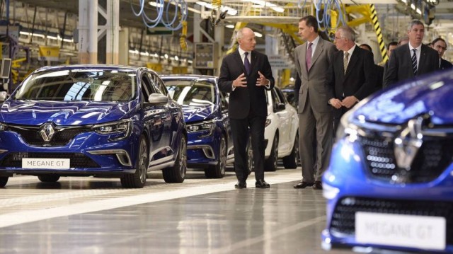 Renault se desploma en bolsa tras lanzar un 'profit warning' y golpea sobre CIE y Gestamp