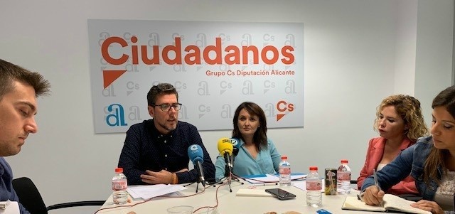 Cs se vanagloria de haber cambiado la política del PP en la concesión de ayudas de la Diputación de Alicante