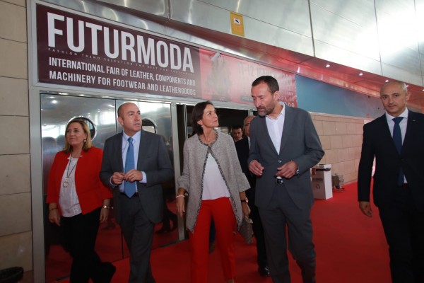 Maroto destaca en Futurmoda la apuesta del sector por la calidad, la internacionalización y la sostenibilidad 
