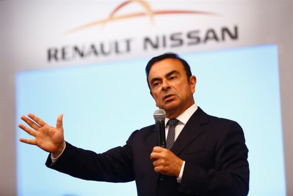 Mitsubishi lanza a Renault-Nissan al liderato mundial de ventas en el primer semestre