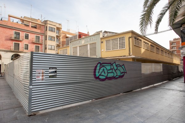 Aparcisa solicita derribar el Mercado Central de Elche; el bipartito lo rechaza por estar 