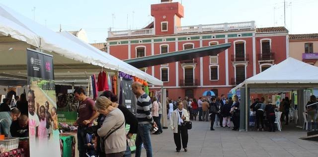 
La Fira de la Solidaritat i del Voluntariat torna a Vila-real amb una vintena d'entitats i ONG