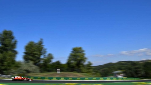 Vettel saldrá desde la 'pole', Alonso desde la séptima plaza y Sainz desde la novena