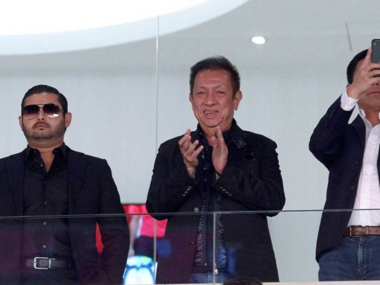 Peter Lim se mueve para reforzar el área deportiva