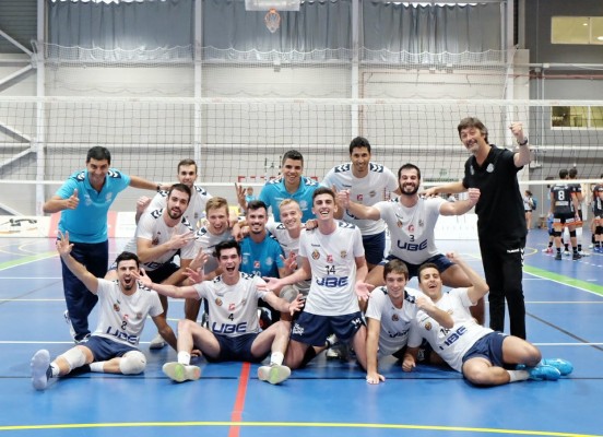 El UBE L'Illa-Grau tumba al campeón de Liga y protagoniza la primera gran sorpresa