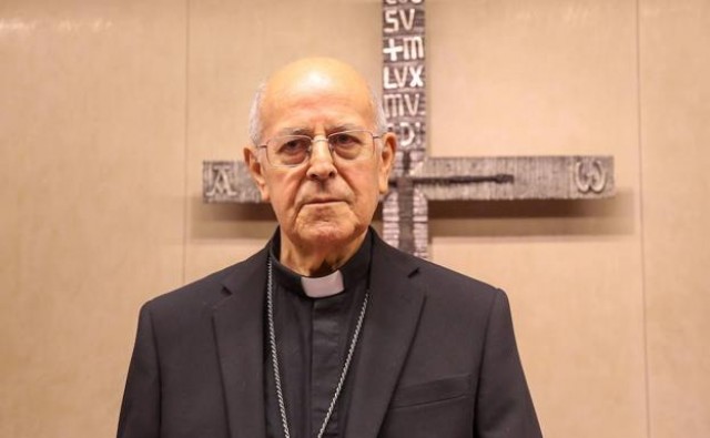 A Dios rogando
