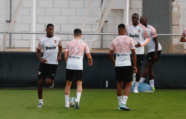 Kondogbia vuelve al grupo