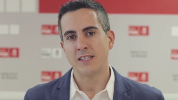 Pablo Zuloaga recibe el respaldo del 55% de los socialistas cántabros