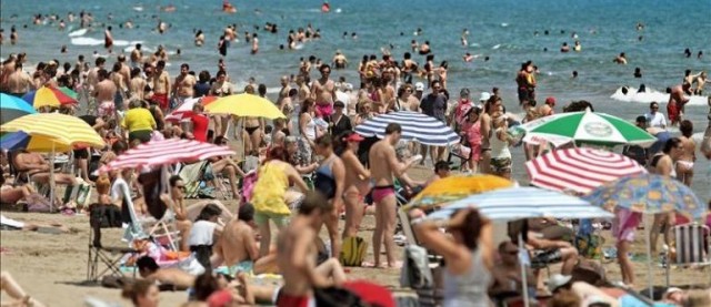 Tourist Info realiza una encuesta para conocer el perfil de los turistas