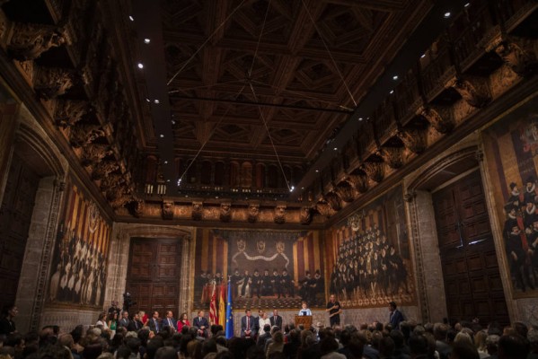 El Saló de Corts del Palau de la Generalitat estrena iluminación