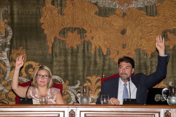 El bipartito ratifica su ajuste contable con el reto de licitar obras por 28 millones en dos meses