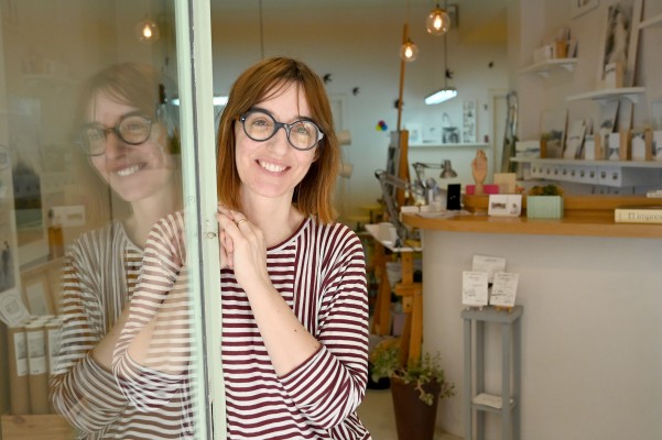 En el estudio de Ana Sansano: donde el arte crece sin intermediarios