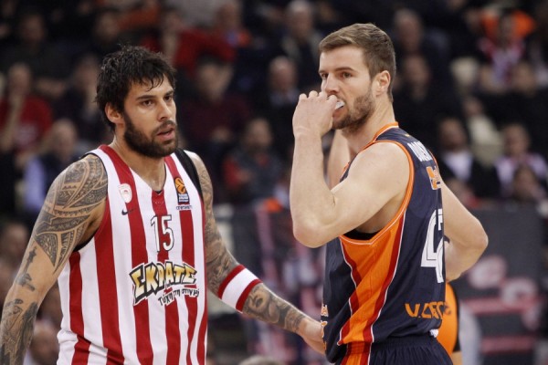 Olympiacos, el único rival en todas las Euroligas taronja