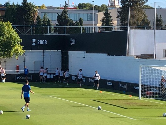 Carlos Soler y Gameiro regresan al grupo