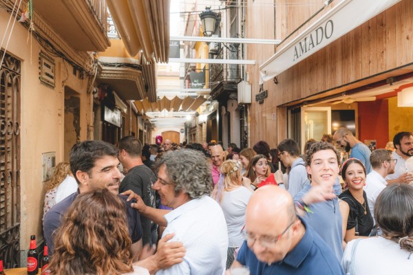 Empresarios y clientes preparan una concentración de apoyo a las tascas en noviembre