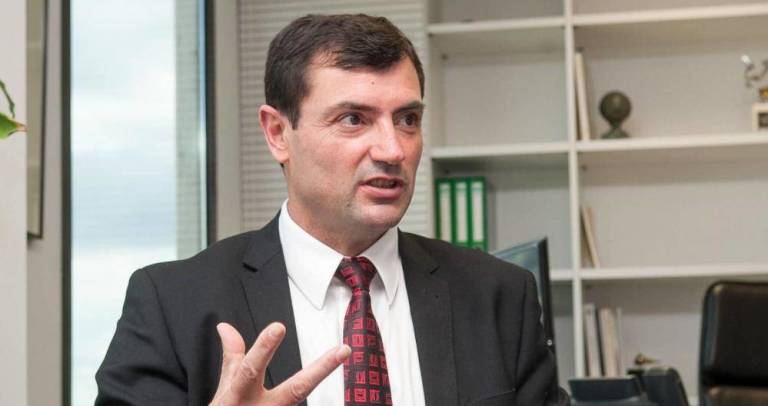 Amper sigue en modo 'dientes de sierra' en bolsa
