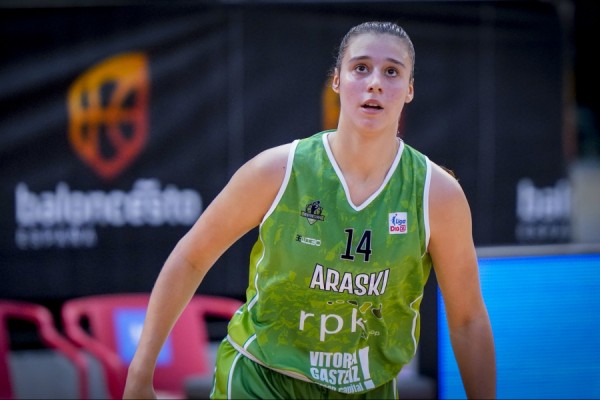 Raquel Carrera: “Será raro volver a enfrentarme a Valencia Basket