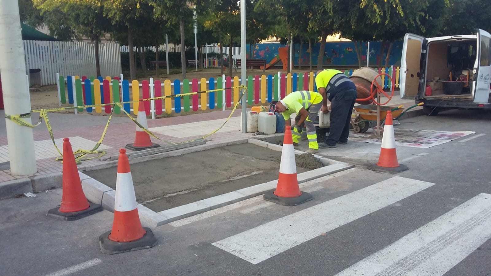 Benicàssim rebaja diferentes aceras de la ciudad para facilitar la accesibilidad 