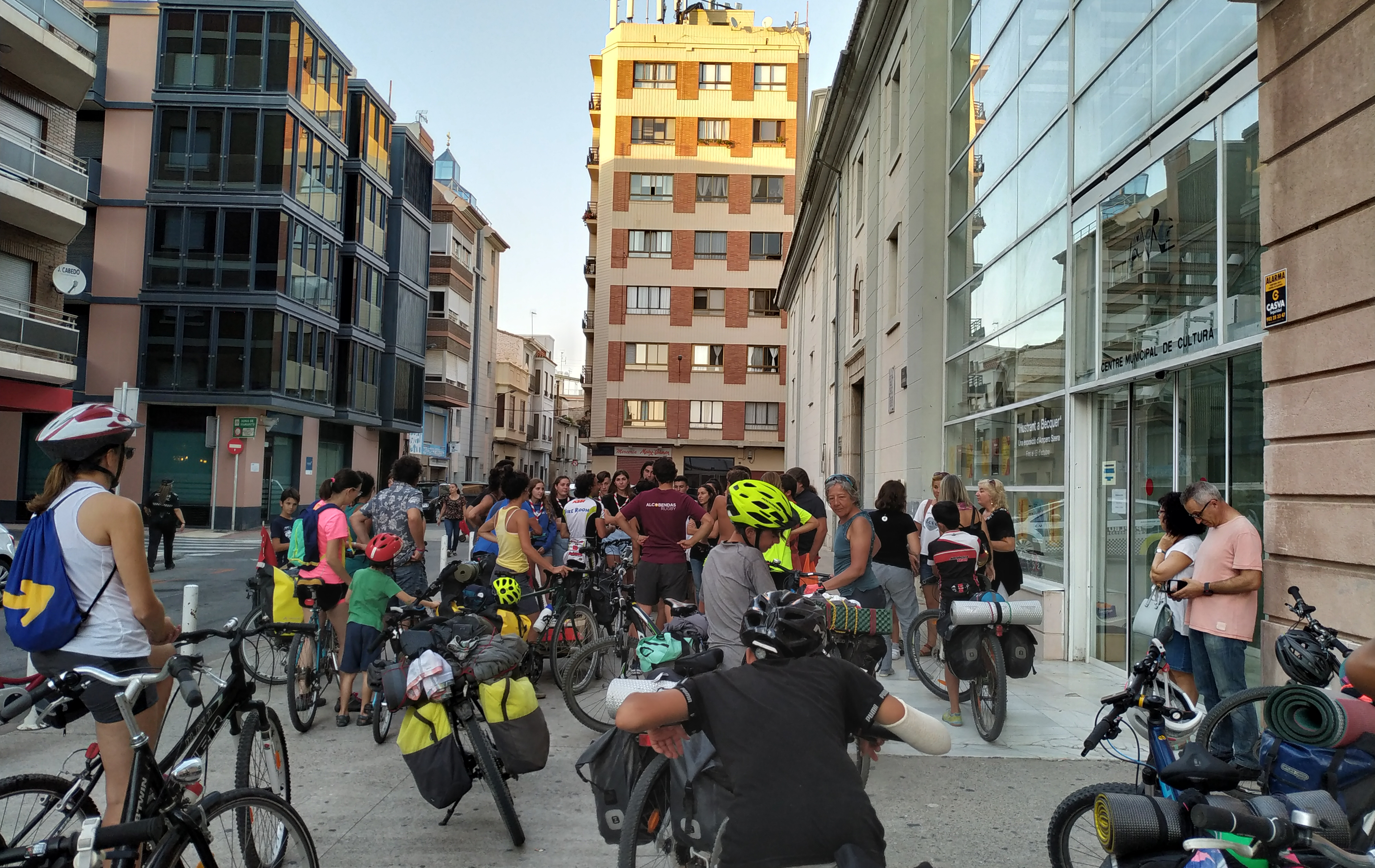 De Guadalajara hasta Borriana en bici para demostrar que el residuo cero es posible