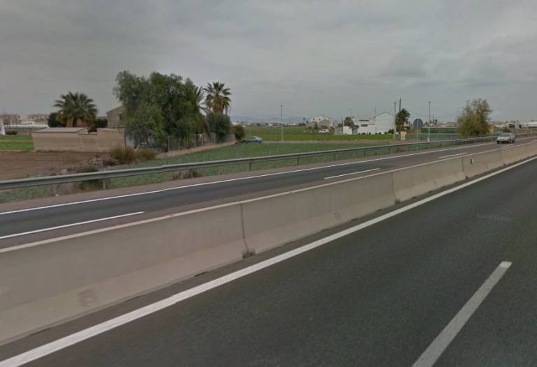 Les Corts debaten sobre las obras de ampliación de la autovía V-21
