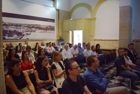 Expertos del sector del calzado recomiendan el uso de materiales sostenibles para reducir el impacto medioambiental
