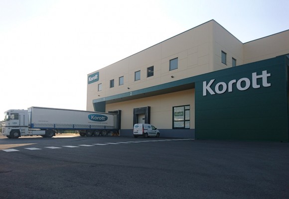 Korott factura un 0,6% más pero gana la mitad en su último año 'exclusivo' con Mercadona