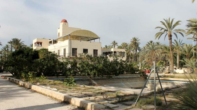 Sigue el deterioro en el Hort del Gat de Elche: hace dos semanas se derrumbaron dos forjados