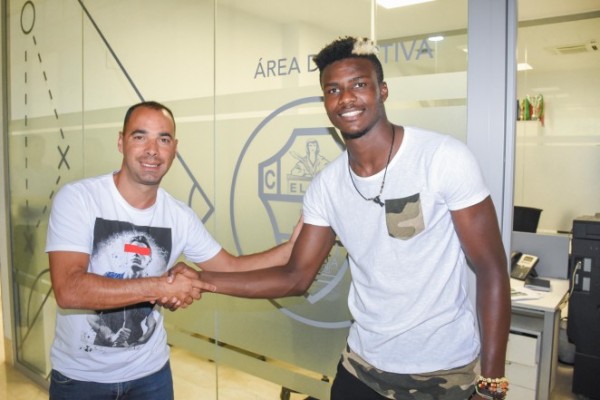El guineano Sory Kaba renueva por tres temporadas con el Elche