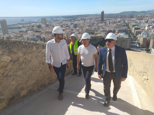 Alicante encarrila la reparación de la muralla oeste del Benacantil