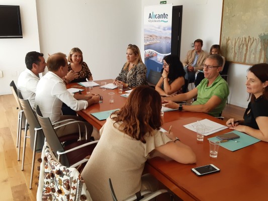 Turismo reactiva la promoción de Alicante como destino gastronómico con el certamen de arroces