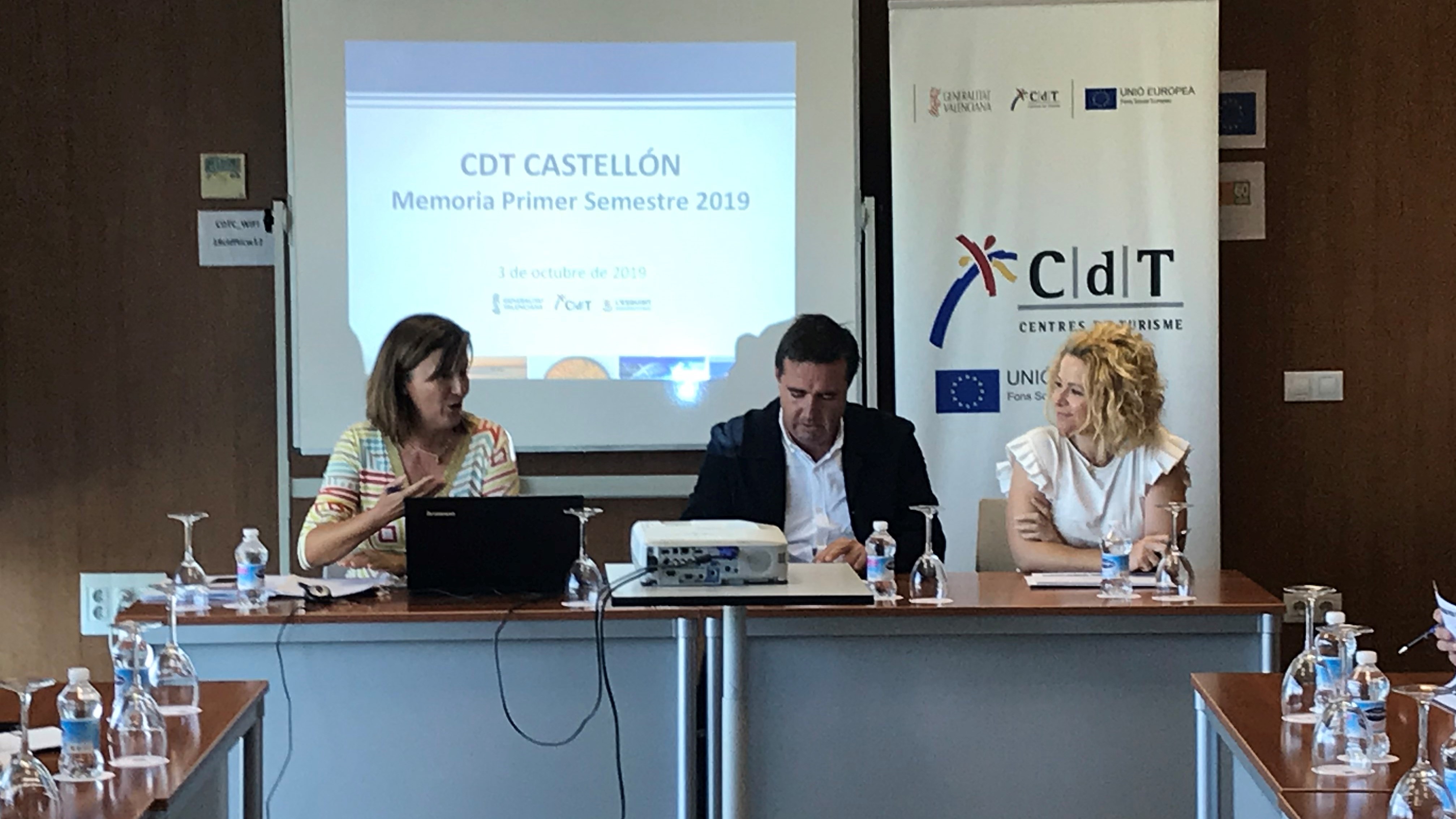 El Patronato de Turismo de Castellón promociona la provincia en las calles de València